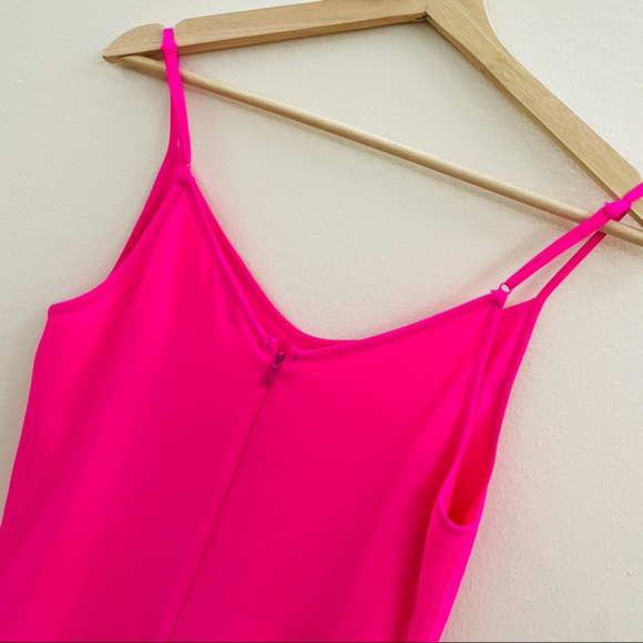 Bright pink spaghetti strapped dress - Picture 4 of 6